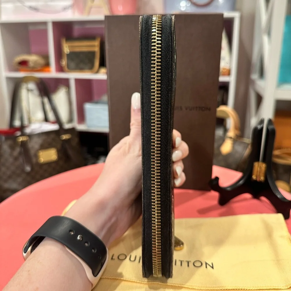 Louis Vuitton Multicolor Zippy Wallet Pink